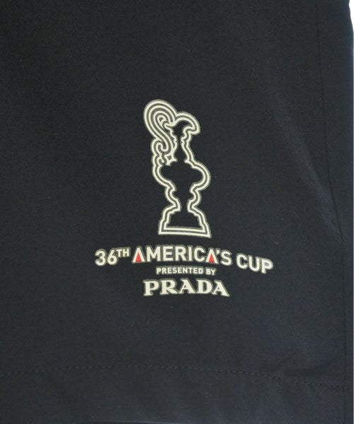 PRADA กางเกงขาสั้น
