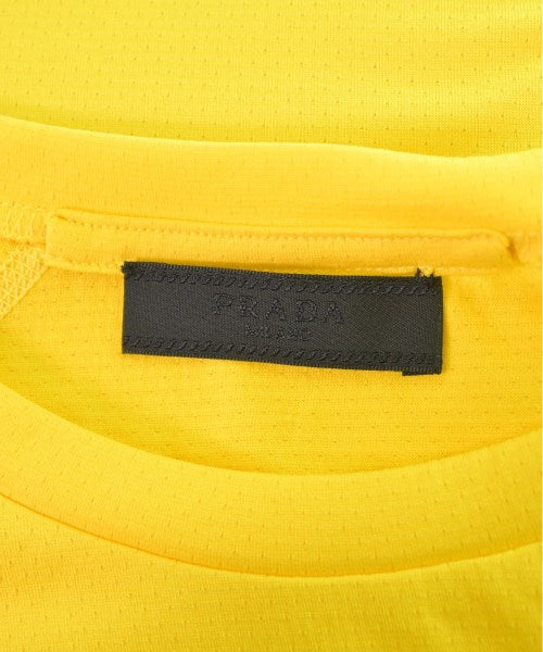 PRADA เสื้อยืด/เสื้อท็อปส์