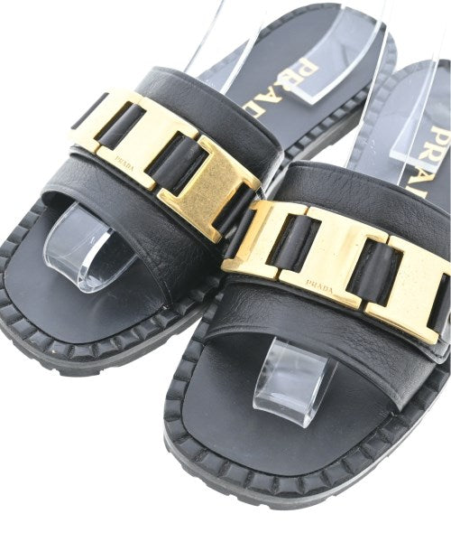 PRADA รองเท้าแตะ