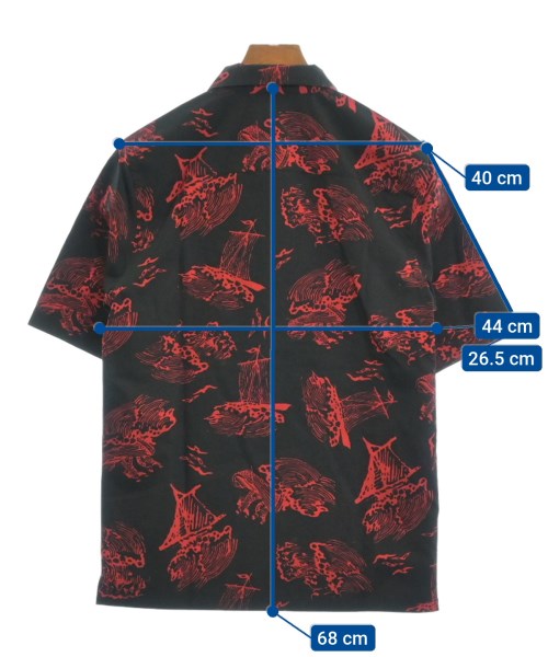 PRADA เสื้อลำลอง