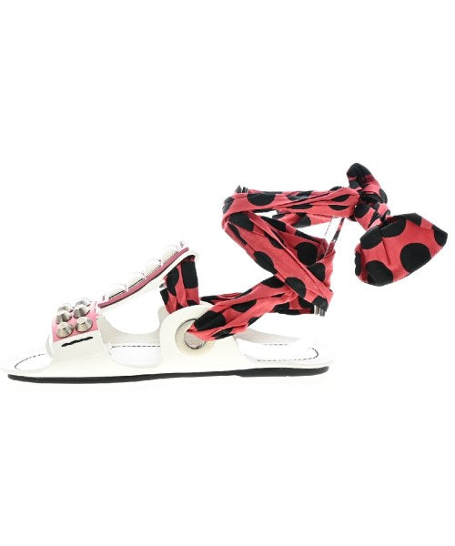 PRADA รองเท้าแตะ