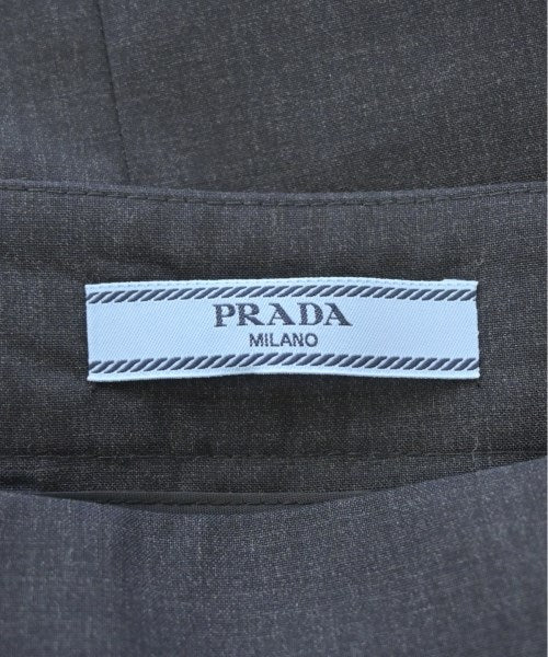 PRADA กระโปรงยาวถึงเข่า