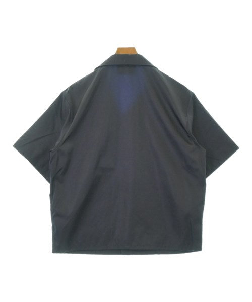 PRADA เสื้อลำลอง