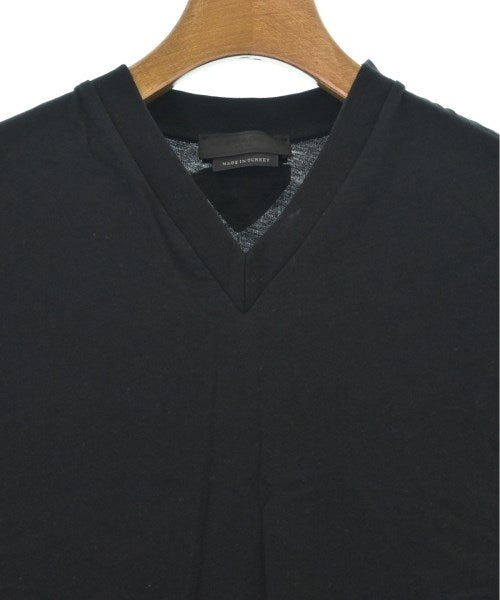 PRADA เสื้อยืด/เสื้อท็อปส์