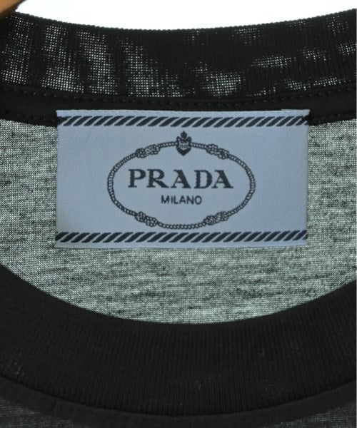 PRADA เสื้อยืด/เสื้อท็อปส์