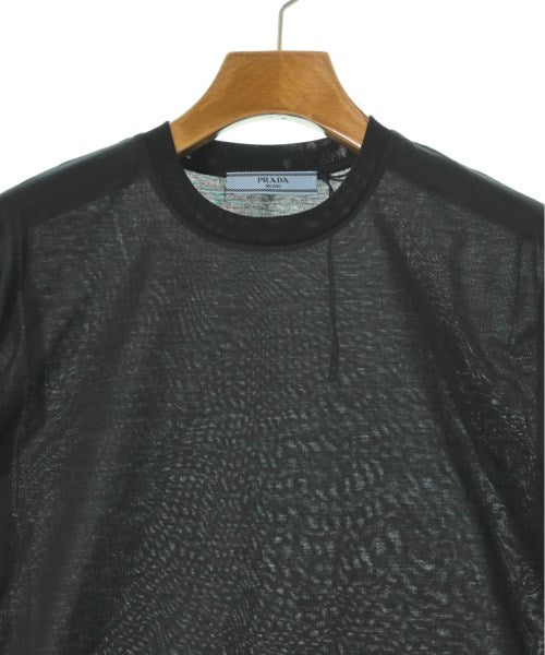 PRADA เสื้อยืด/เสื้อท็อปส์