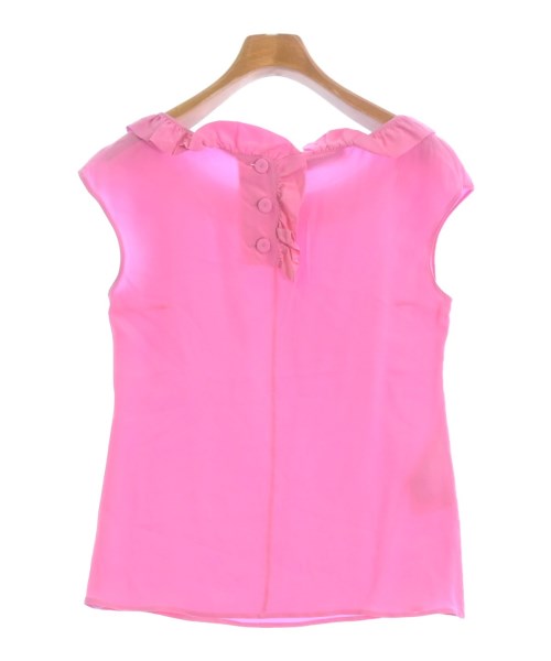 PRADA เสื้อสตรี