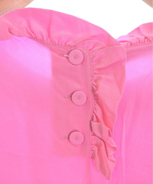 PRADA เสื้อสตรี