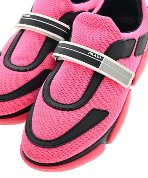 PRADA รองเท้าผ้าใบ