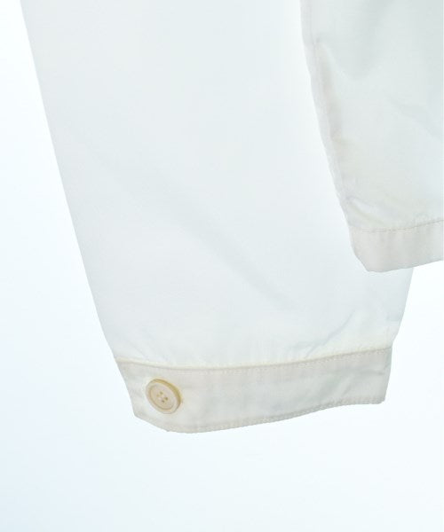 PRADA เสื้อลำลอง