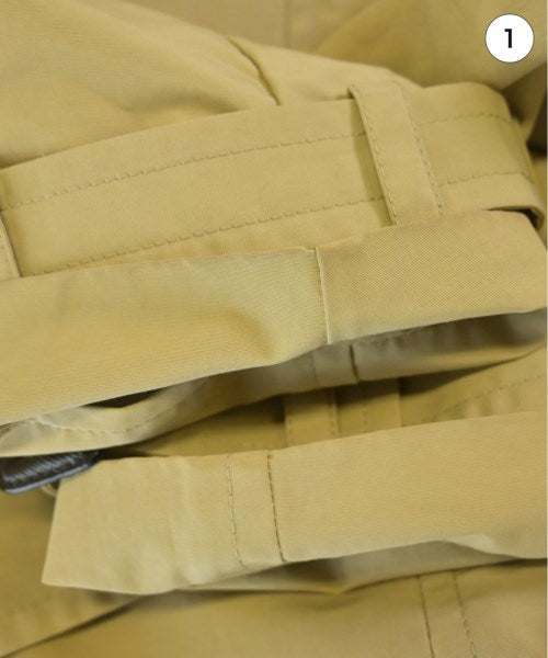 PRADA เสื้อกันฝน