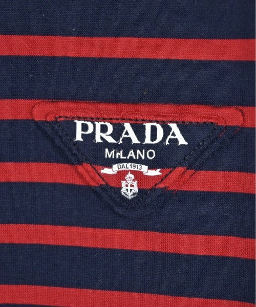 PRADA เสื้อยืด/เสื้อท็อปส์
