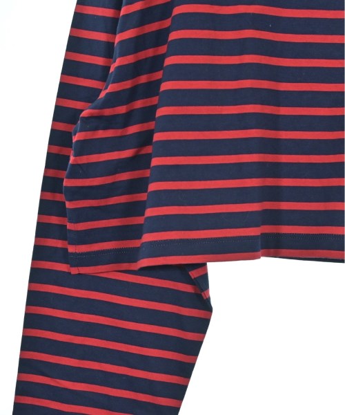 PRADA เสื้อยืด/เสื้อท็อปส์