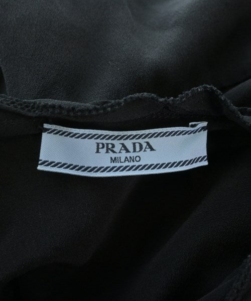 PRADA เสื้อสตรี