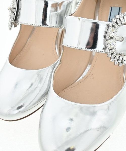 PRADA รองเท้าส้นสูง