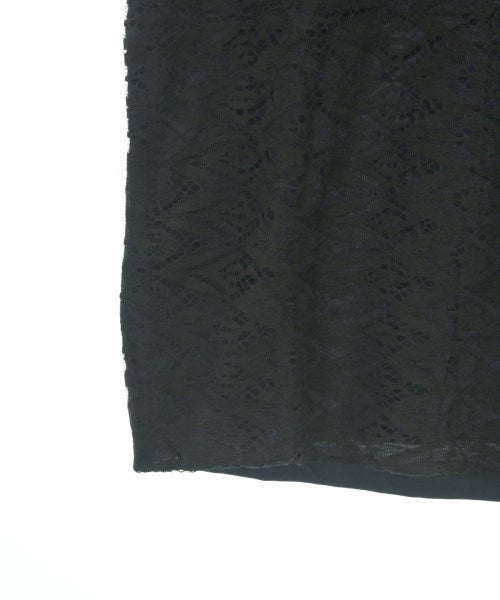 PRADA เสื้อยืด/เสื้อท็อปส์