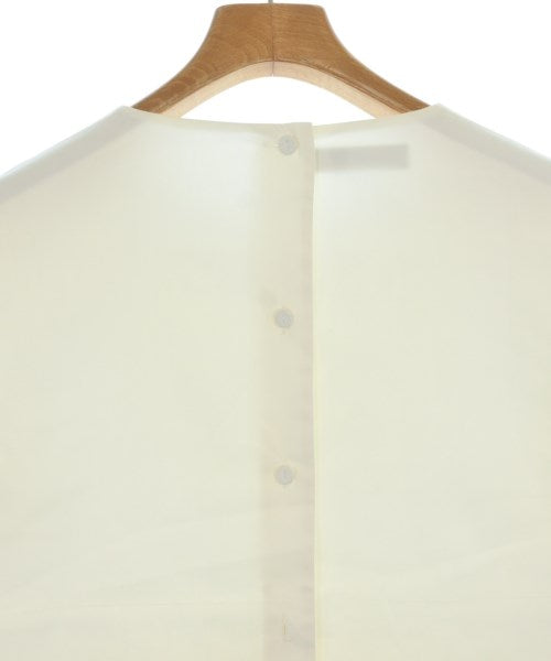 PRADA เสื้อสตรี