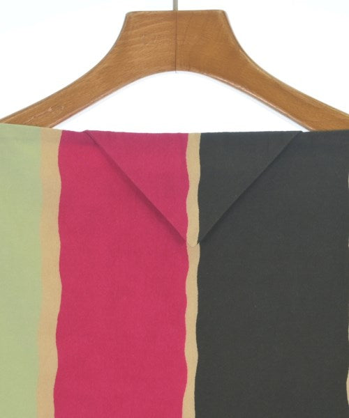 PRADA เสื้อลำลอง