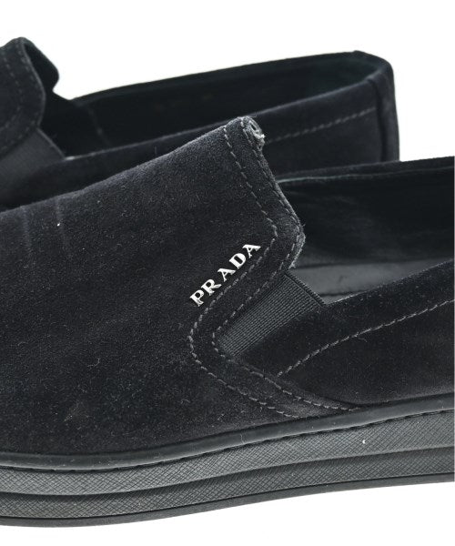 PRADA รองเท้าผ้าใบ