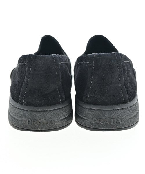 PRADA รองเท้าผ้าใบ