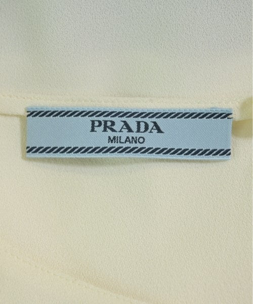PRADA เสื้อสตรี