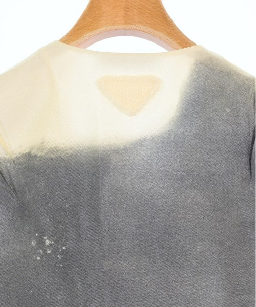 PRADA เสื้อสตรี