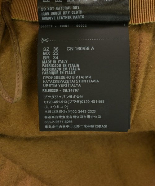 PRADA กระโปรงสั้น