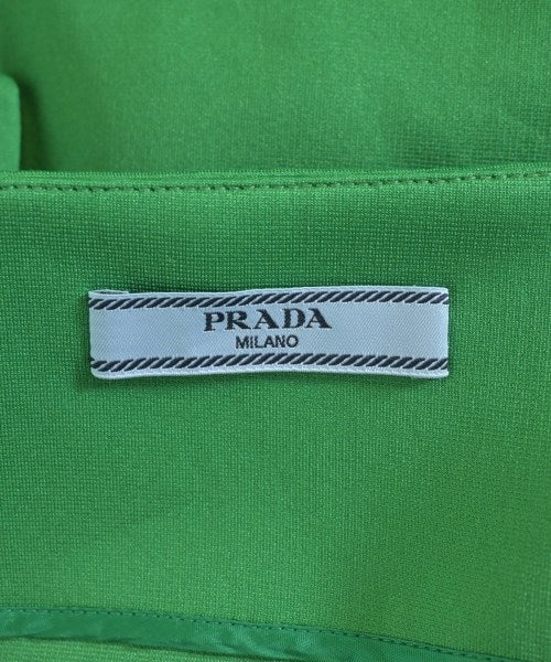 PRADA กระโปรงสั้น