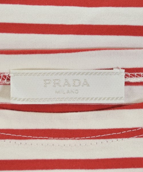 PRADA เสื้อยืด/เสื้อท็อปส์