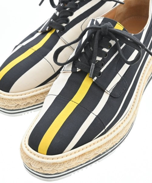 PRADA รองเท้า อื่น