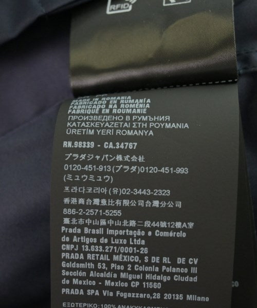 PRADA เสื้อลำลอง
