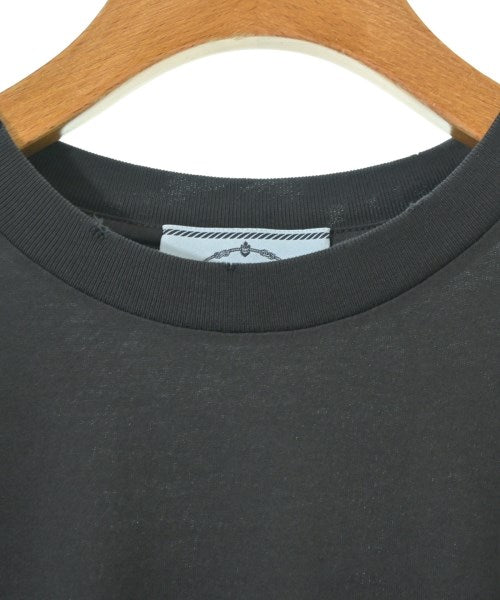 PRADA เสื้อยืด/เสื้อท็อปส์