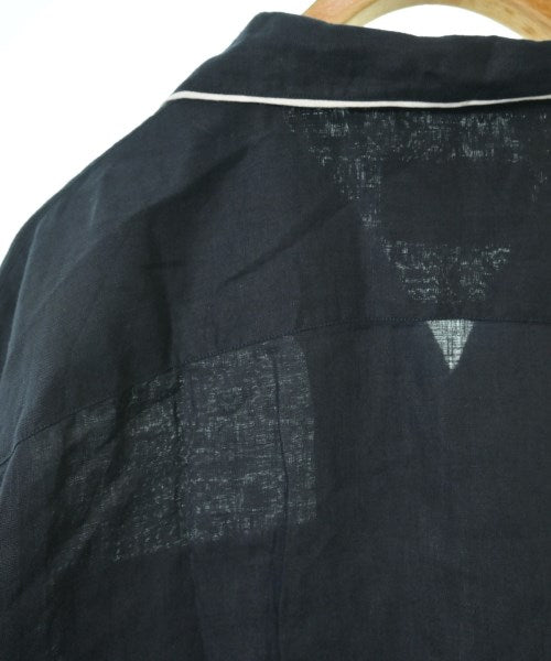 PRADA เสื้อลำลอง