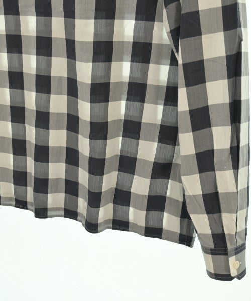 PRADA เสื้อลำลอง