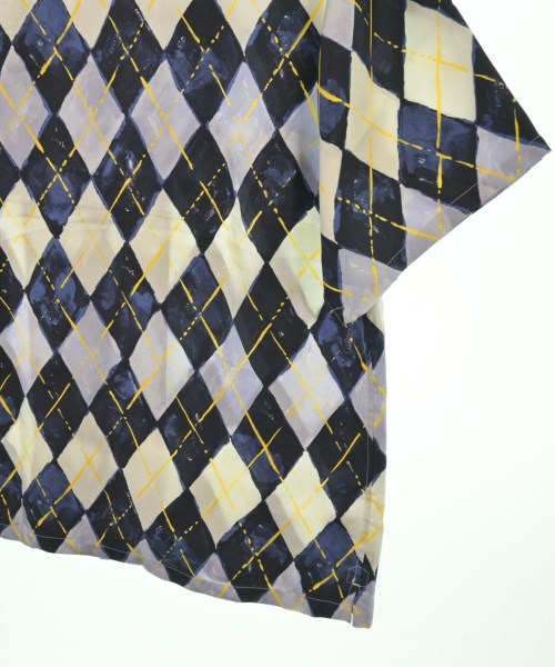 PRADA เสื้อลำลอง