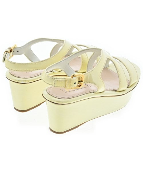 PRADA รองเท้าแตะ