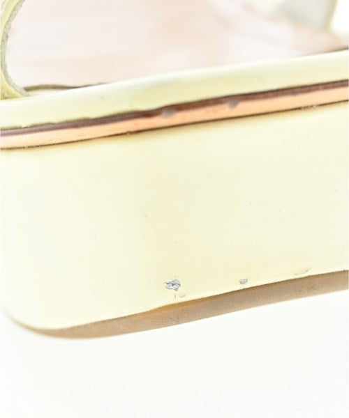 PRADA รองเท้าแตะ