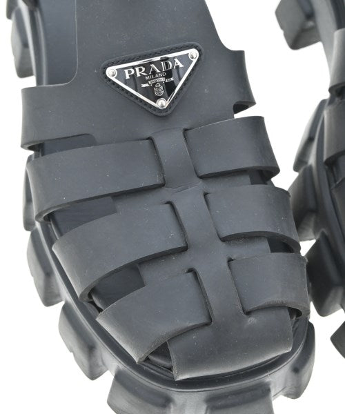 PRADA รองเท้าแตะ