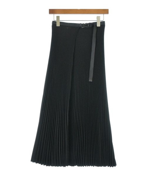 PRADA กระโปรงยาวถึงเข่า