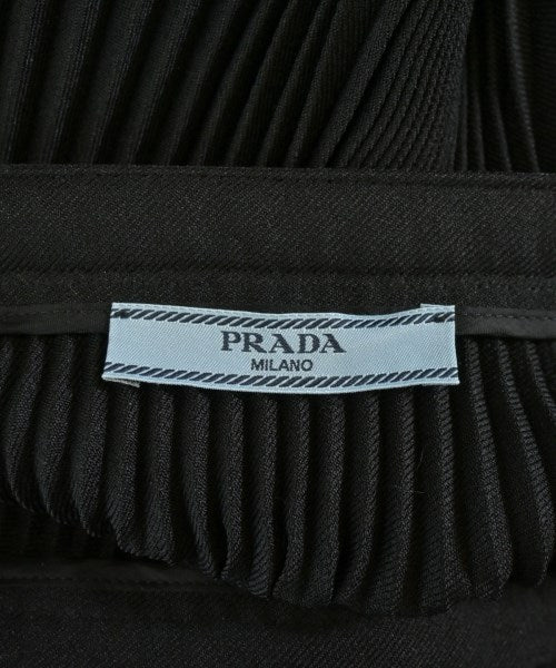 PRADA กระโปรงยาวถึงเข่า