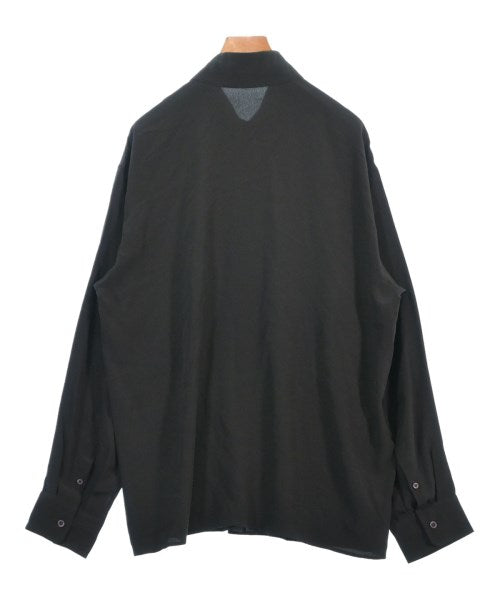 PRADA เสื้อสตรี
