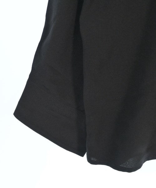 PRADA เสื้อสตรี