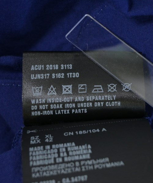 PRADA เสื้อยืด/เสื้อท็อปส์