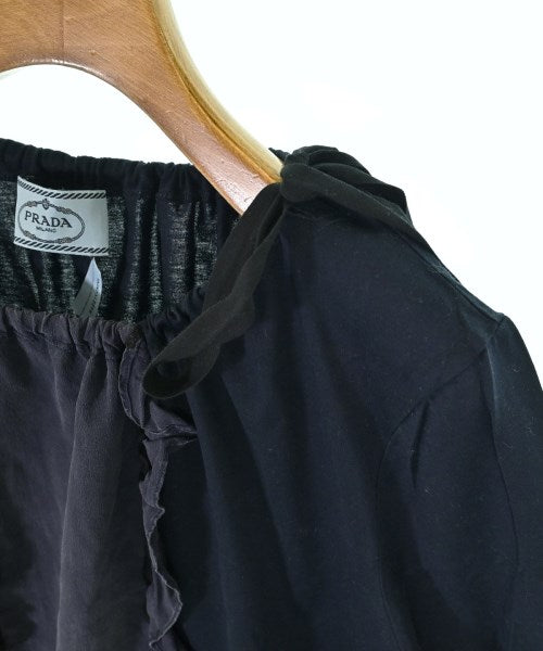 PRADA เสื้อยืด/เสื้อท็อปส์