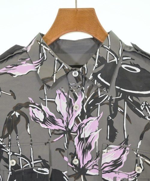 PRADA เสื้อลำลอง