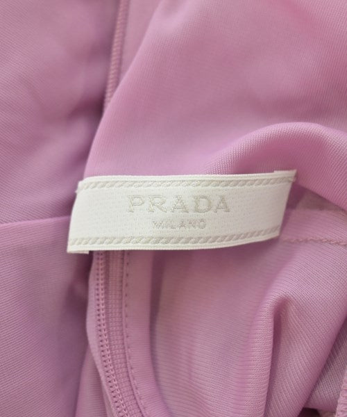 PRADA เสื้อยืด/เสื้อท็อปส์