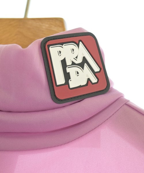 PRADA เสื้อยืด/เสื้อท็อปส์