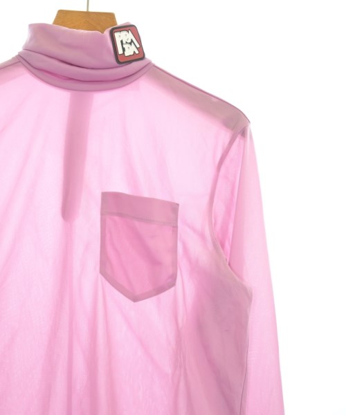 PRADA เสื้อยืด/เสื้อท็อปส์