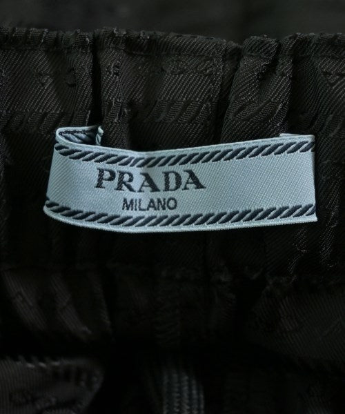 PRADA กางเกงขาสั้น