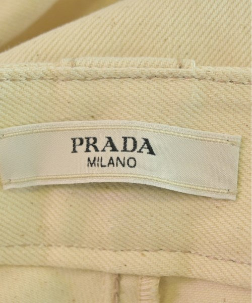 PRADA ชิโน่